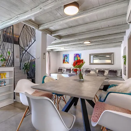 Semesterbostad Kristina By Interhome Pula