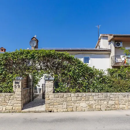 Dom wakacyjny Kristina By Interhome Pula